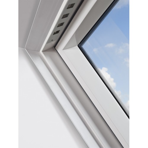 Мансардное окно ПВХ FAKRO PTP-V U4 114*118