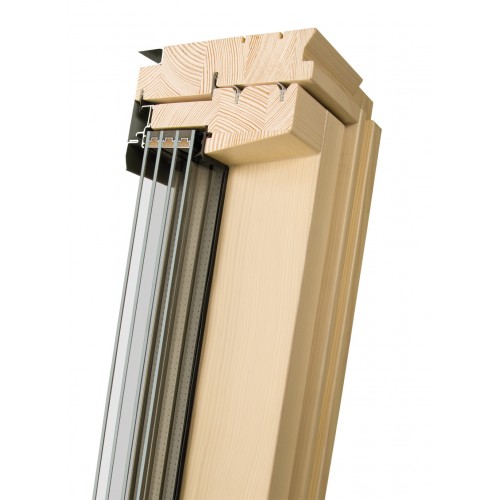 FAKRO FTT U8 Thermo - мансардное окно с трехкамерным стеклопакетом, 780*1400 мм