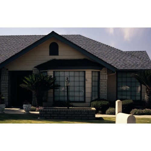 Гибкая черепица CertainTeed Landmark Charcoal Black - двухслойная ламинированная черепица, имитирующая деревянную дранку
